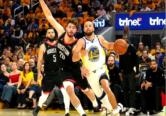 开云体育官网-关于勇士队再下一城，库里三分球破纪录的信息