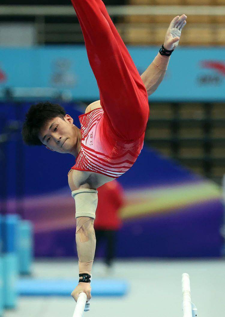 开云体育平台-非洲篮球锦标赛卫冕冠军再战，豪言卫冕必胜