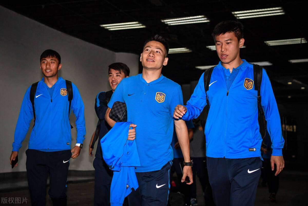 开云体育地址-江苏苏宁逆转战胜，球迷狂喜的简单介绍