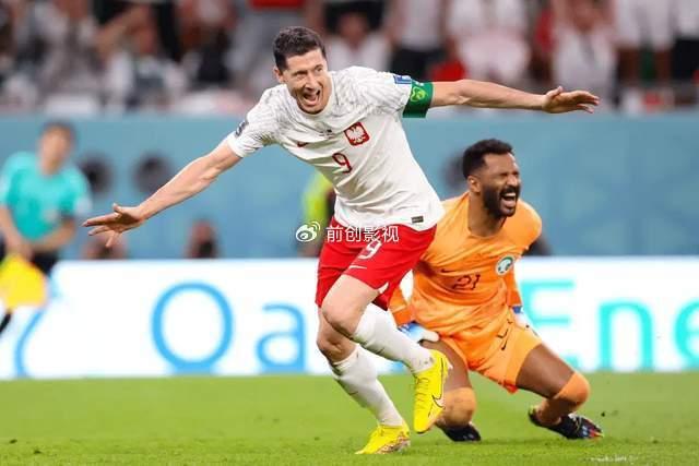 开云体育下载-波兰球员振奋人心，誓打败对手