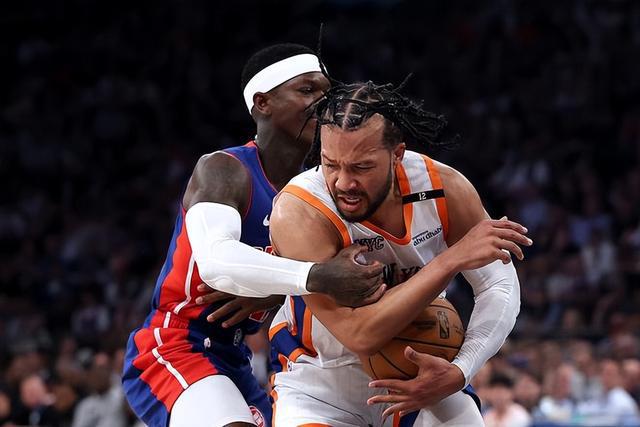 开云体育在线登录-包含活塞主场逆袭成功，取得半程关键胜利的词条