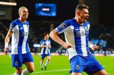 波尔图球员集训备战国内联赛的简单介绍