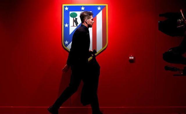 包含马德里竞技新援首秀表现抢眼，球迷点赞的词条