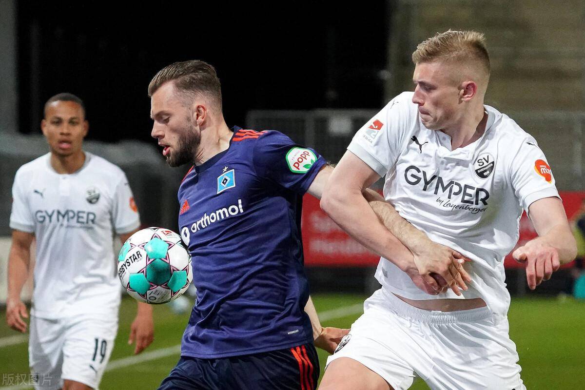 雷根斯堡奋勇争胜，逆袭夺取比赛胜利