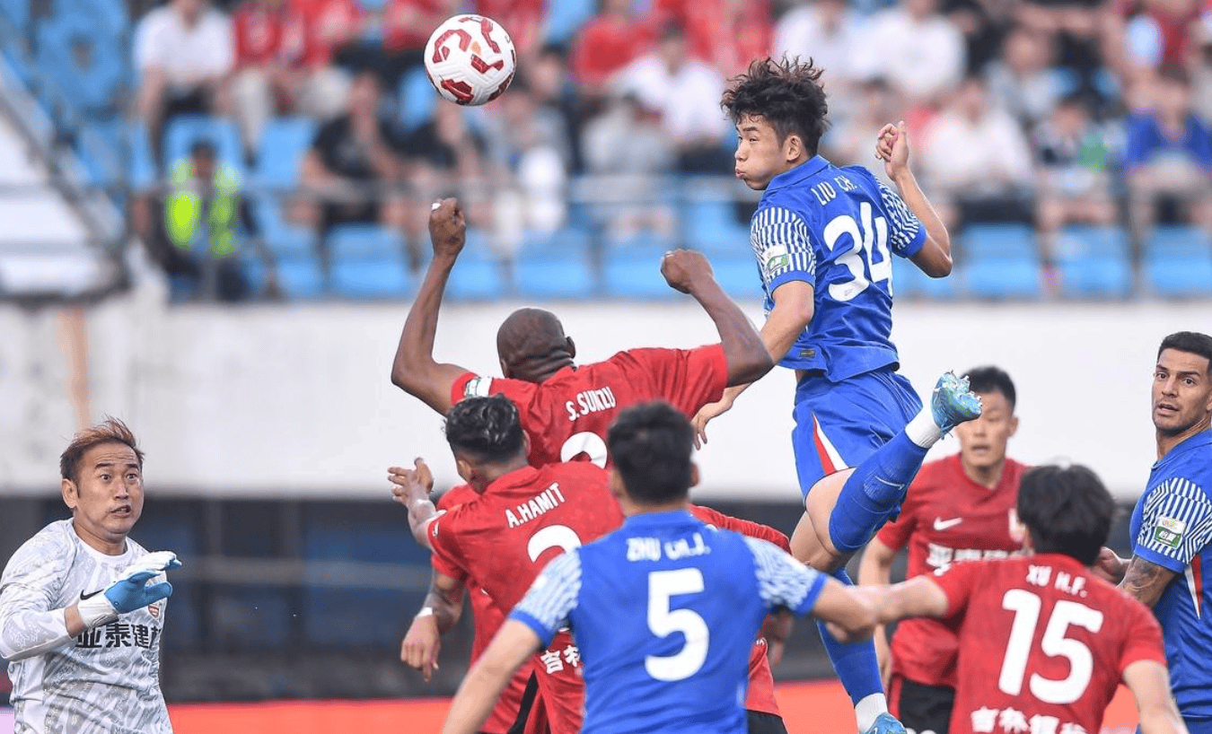 河南建业客场险胜辽足，中超赛场悬念重重