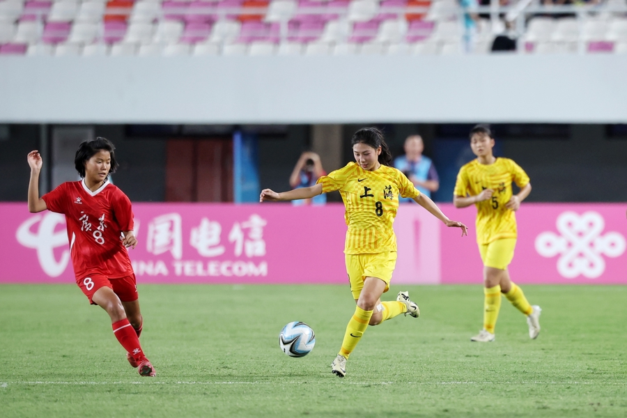 开云体育地址-奋勇拼搏，中国女足再次勇夺冠军