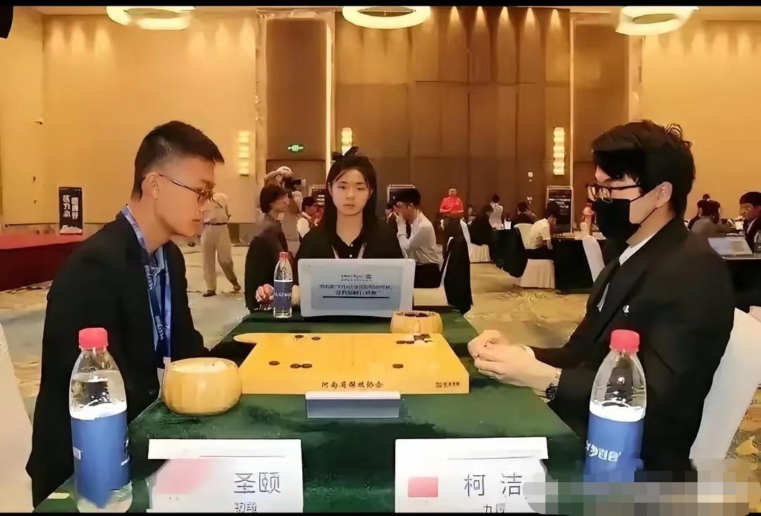 刺激比赛！豪强球队争夺冠军殊荣的简单介绍