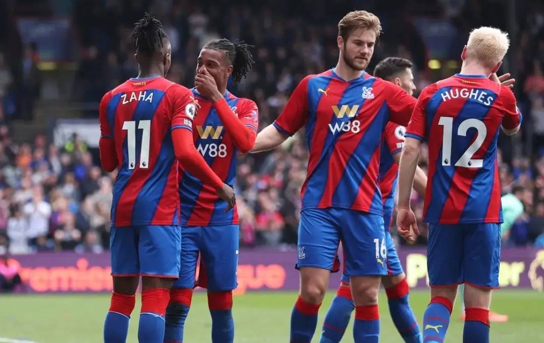 包含水晶宫主场不敌伯恩茅斯，遭遇连败的词条