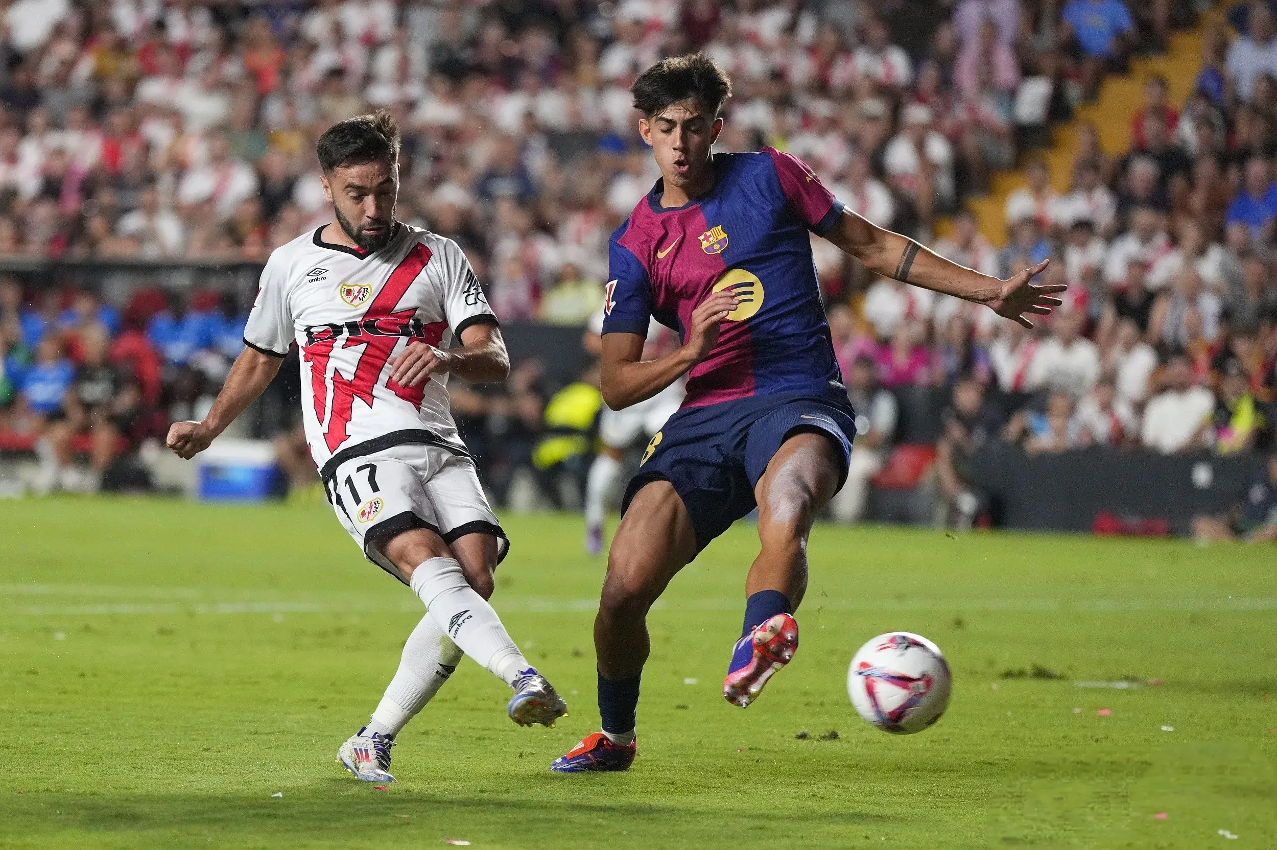 巴萨客场轻取塞维利亚，继续全胜