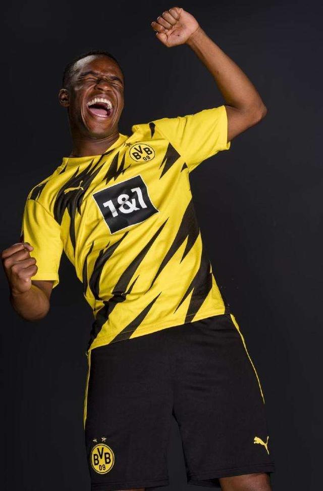 包含河南球队新星冉冉升起，期待他在接下来的比赛中有所表现的词条