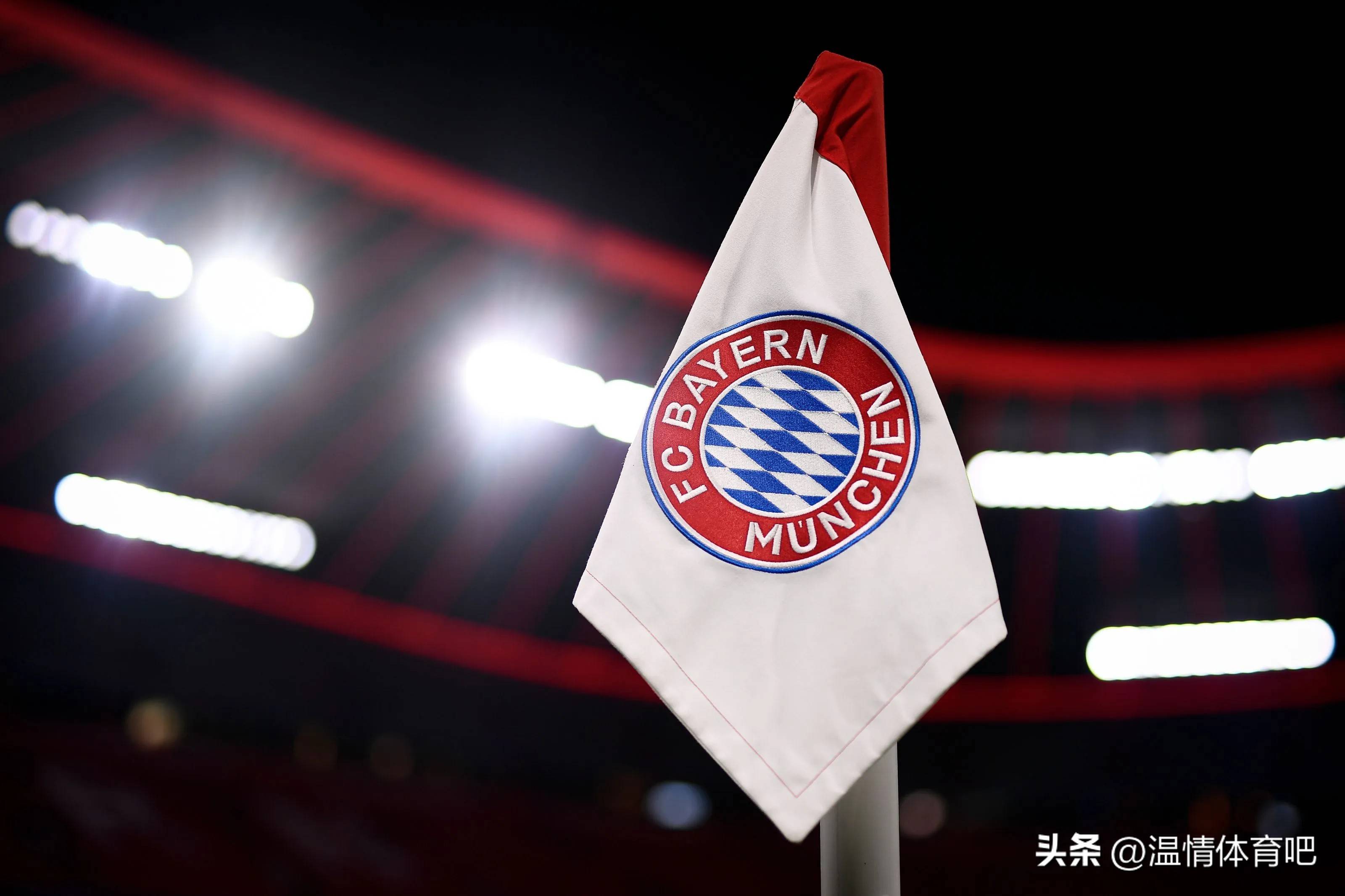 沙尔克在赛季首战大获全胜，势不可挡