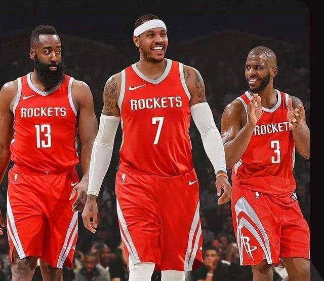 包含考辛斯回归助国王惊险战胜开拓者的词条