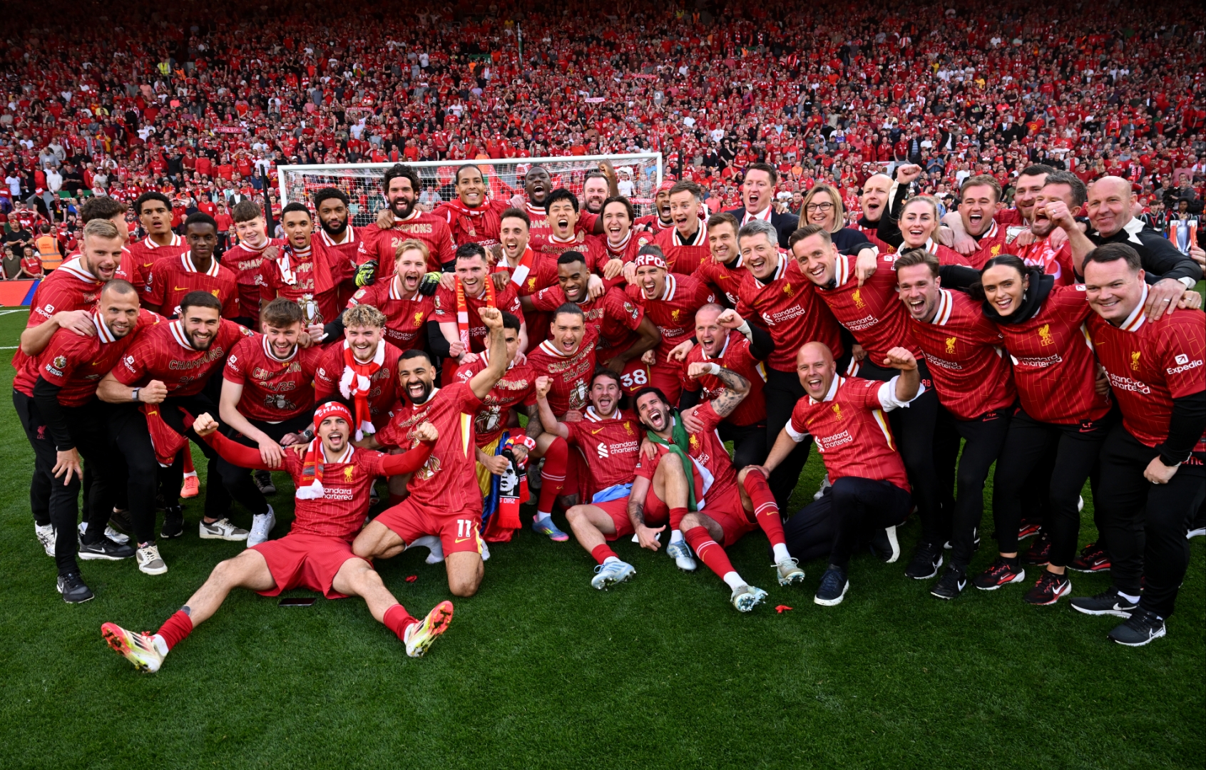 包含卡利亚里迎来胜利，球队信心大增迎接新挑战的词条