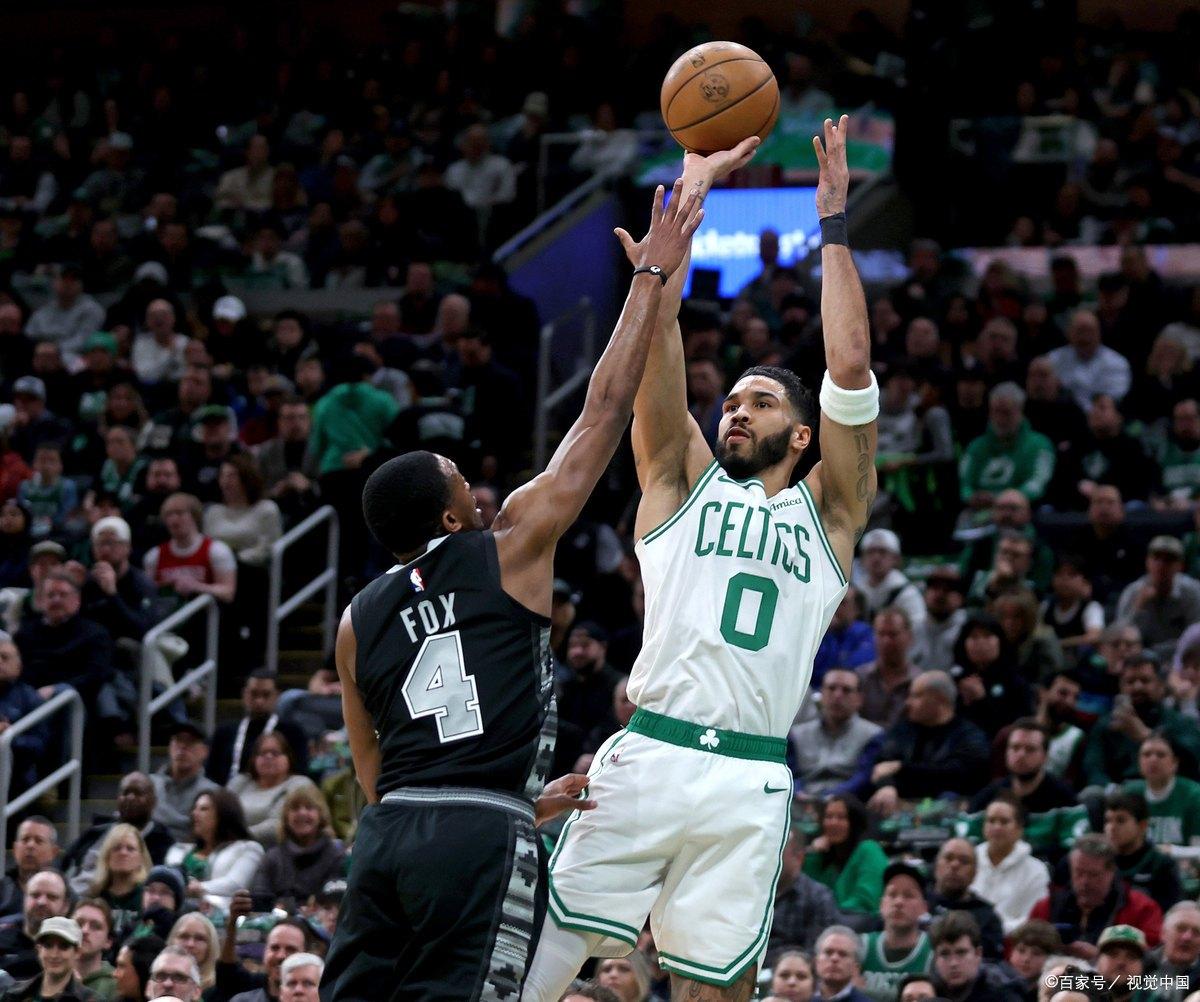 包含凯尔特人球星厄文发挥出色，独得三双助球队胜利的词条