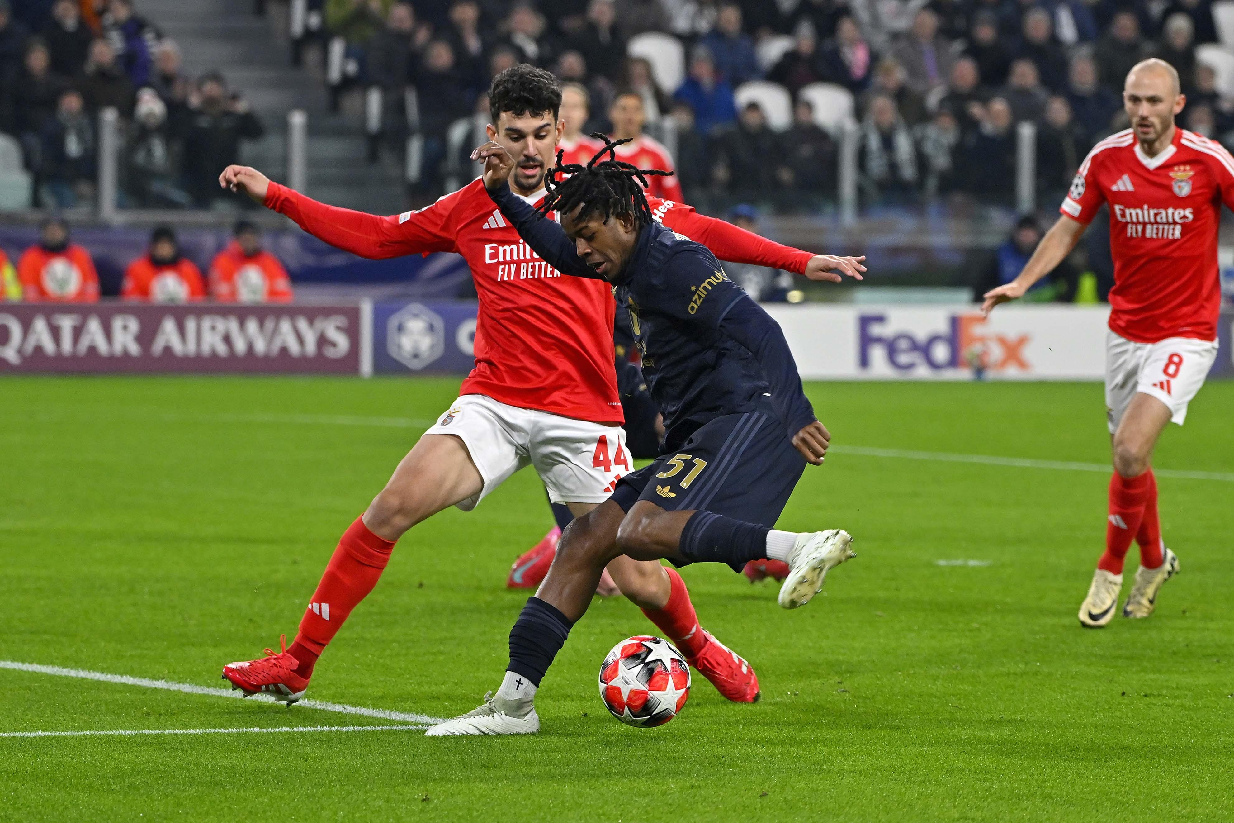 尤文图斯连续胜利稳坐榜首，欧冠决赛形势有望一触的简单介绍