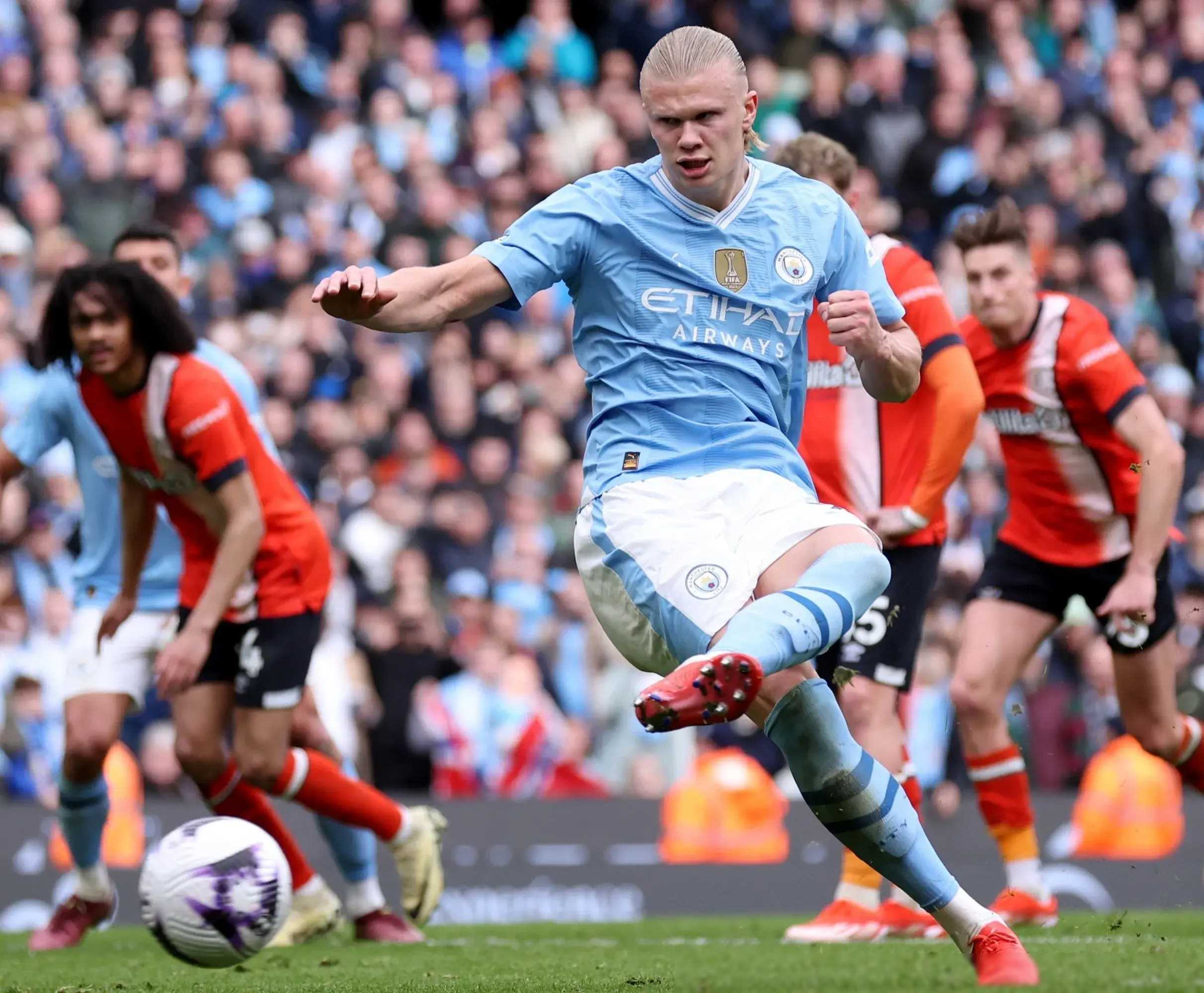 开云体育app下载-曼城意图夺冠：全队备战士气高昂的简单介绍