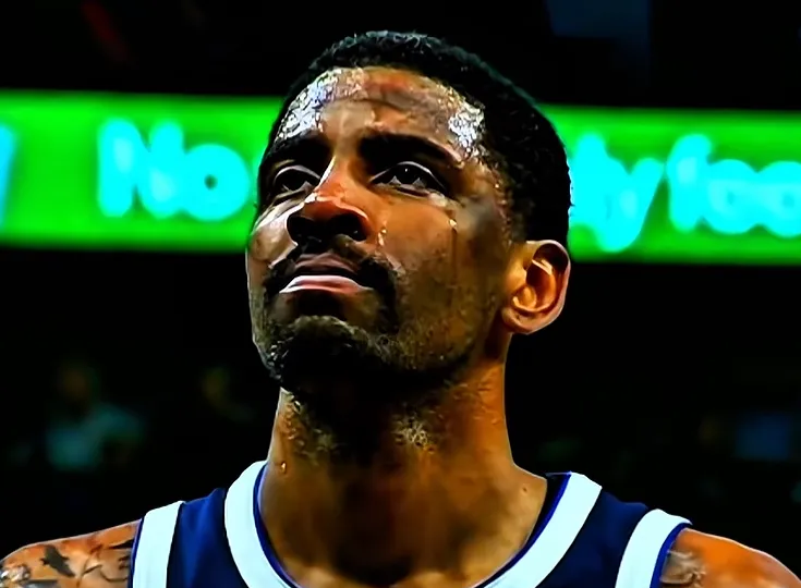 包含阿森纳主场遭遇逆转！欧文梅开二度成为尴尬的背景的词条