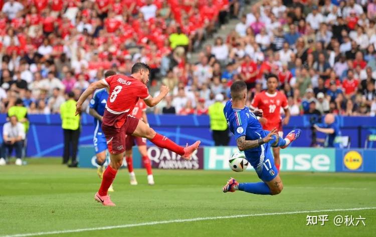 开云体育网页版登录入口-意大利足球比赛中球员之间的默契令人称奇