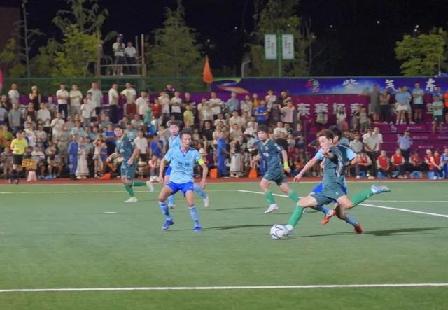 竞争激烈的联赛赛程精彩纷呈